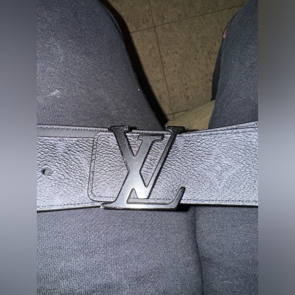 Louis Vuitton belt - Picture 2 of 5